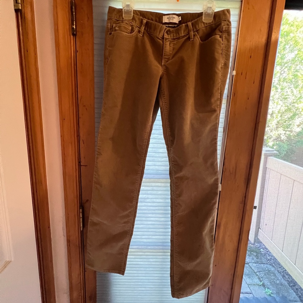 Abercrombie and Fitch Brown Corduroy Pants- Size 6
